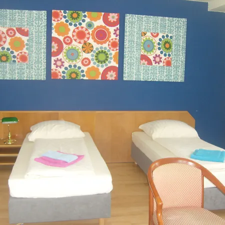 Am Filmpark 3* Potsdam