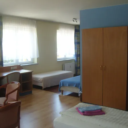 Am Filmpark 3*