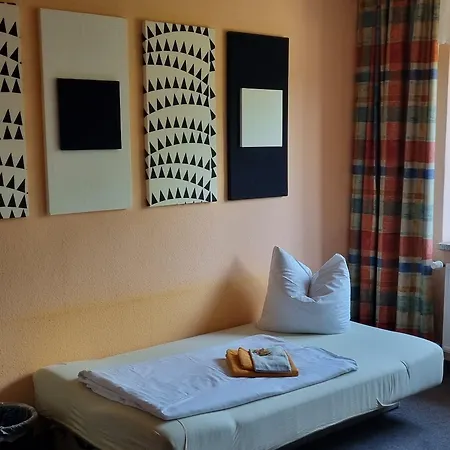 Am Filmpark 3*