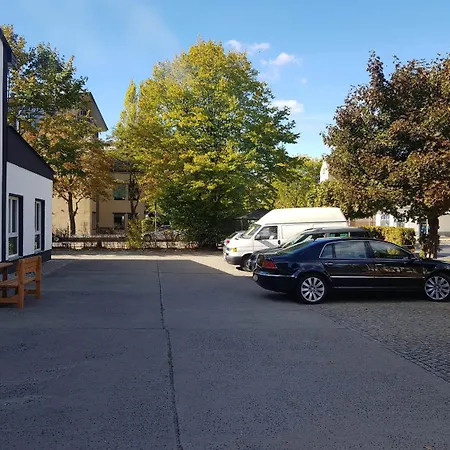 Am Filmpark Гостевой дом 3*