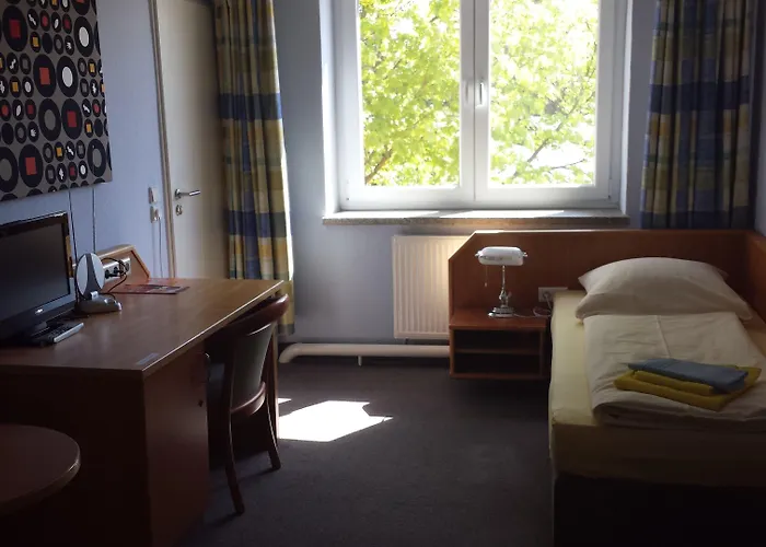 בית הארחה Am Filmpark