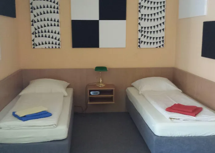 Am Filmpark 3* Potsdam