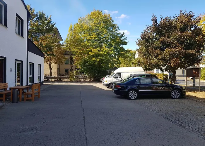 Am Filmpark Konukevi 3*